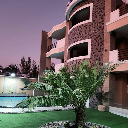 Ocean Heaven Hotel Mahajanga Exterior photo