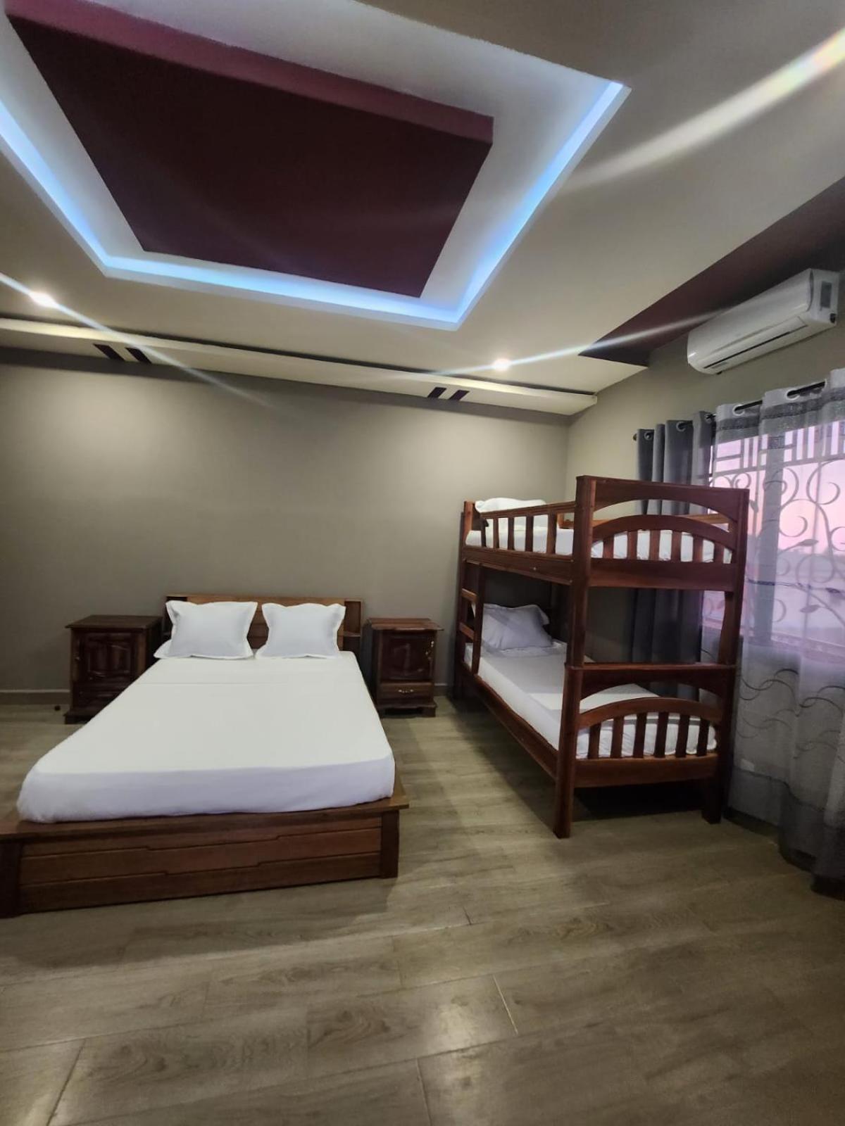 Ocean Heaven Hotel Mahajanga Exterior photo